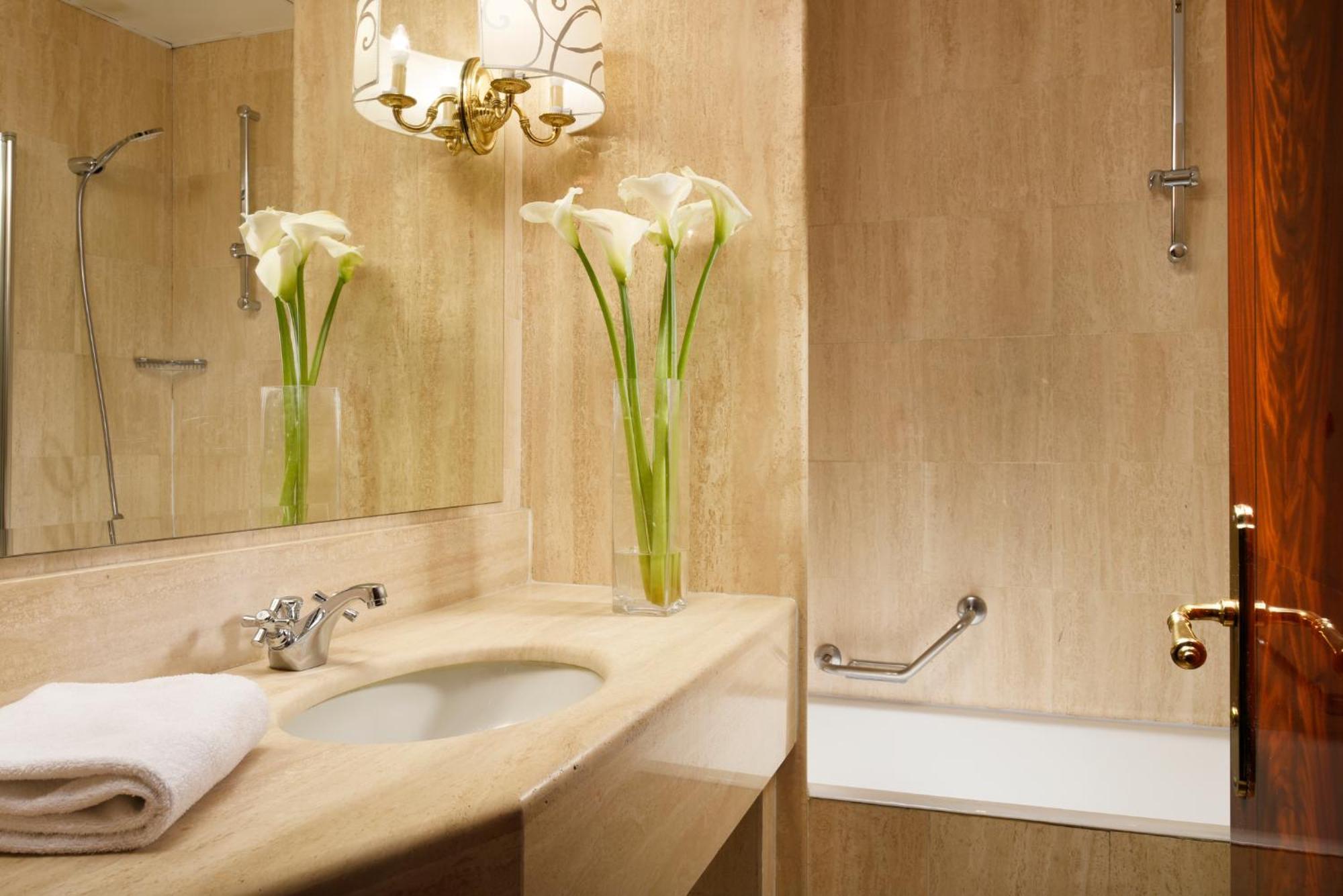 Executive Triple Room